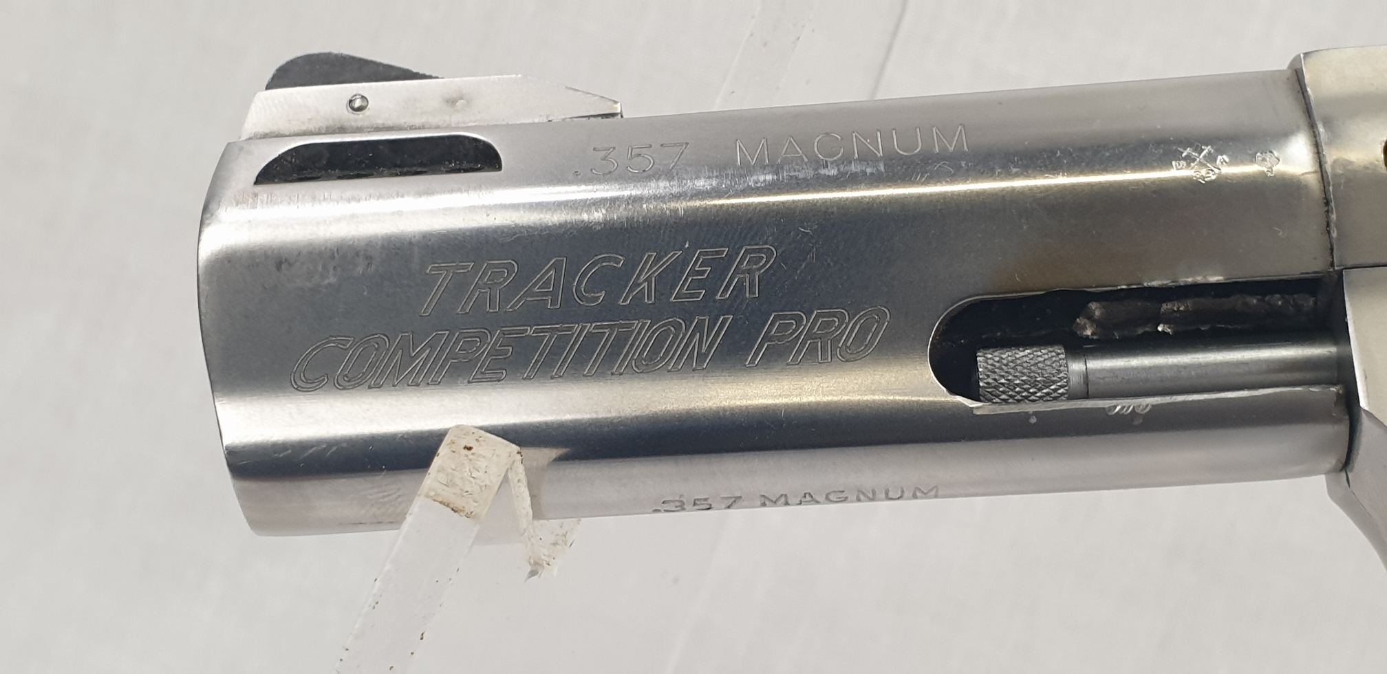 Brazilian Taurus .375 Magnum Tracker Competition Pro Revolver - Image 3
