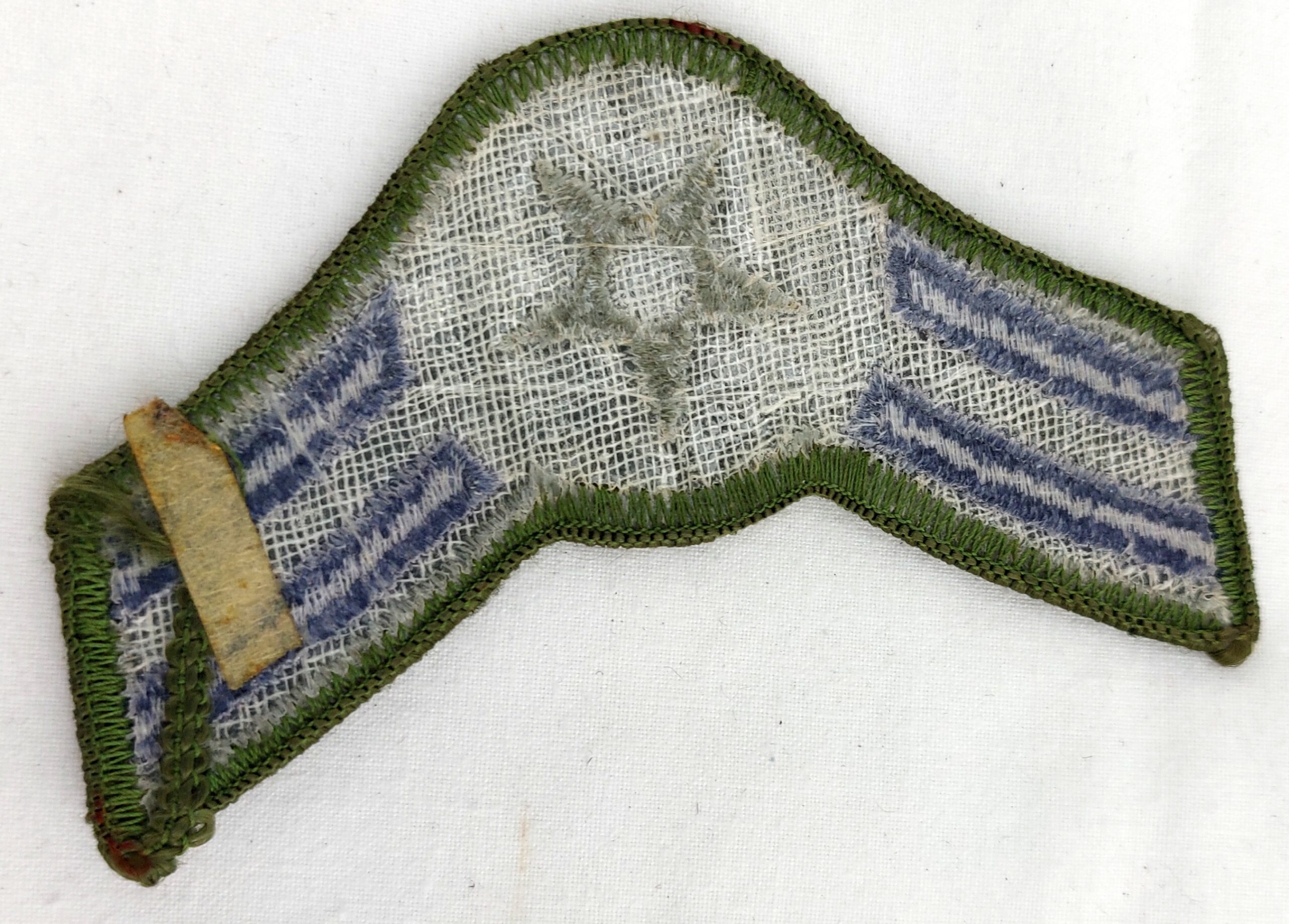USAF, Airman 1st Class, 1986-1992, Embroidered Olive and Navy Patch - Image 2