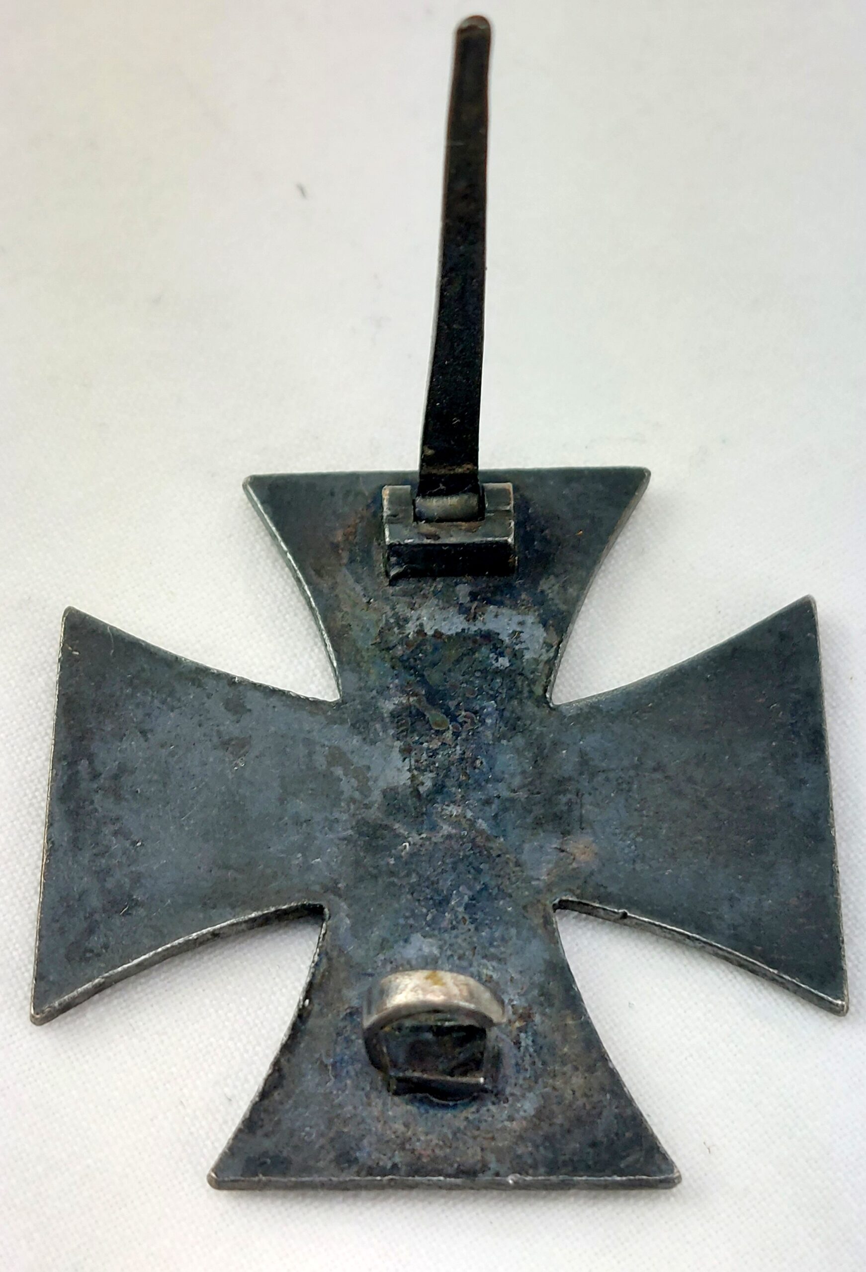 WW2, German, Third Reich Iron Cross, 1st Class. (Eisernes Kreutz 1 Klasse) - Image 3