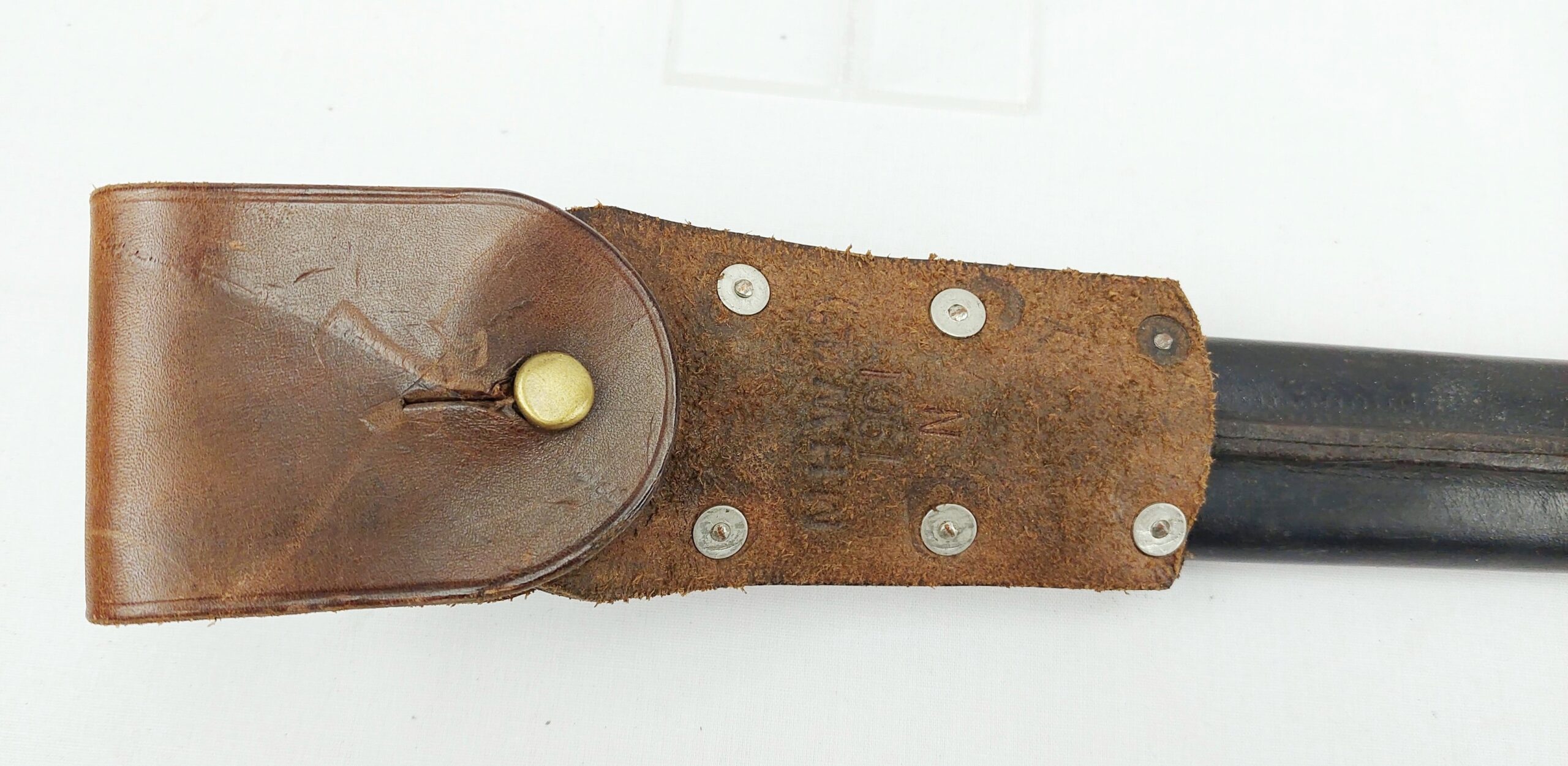 1900 Pattern British Royal Navy Cutlass By Mole With Scabbard And Frog - Image 3