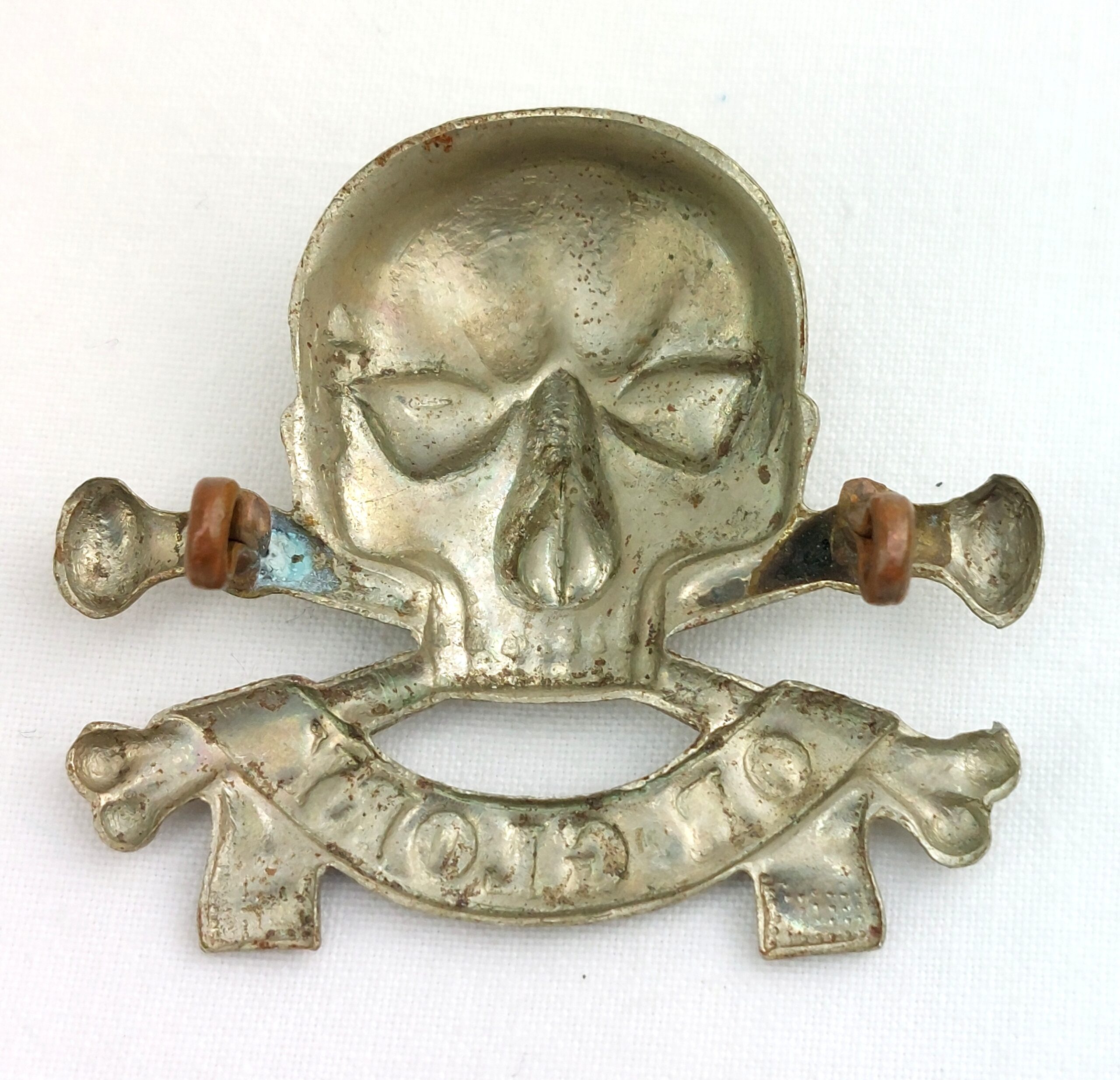 British, 17th/21st Lancers, Cap Badge - Image 2