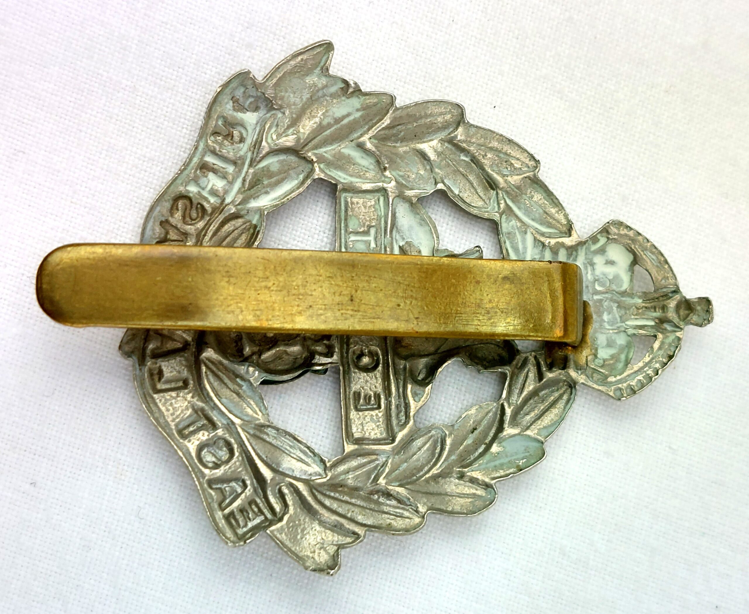 British, East Lancashire Regiment, Officers' Cap Badge - Image 2