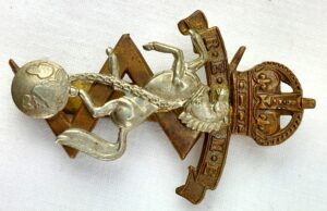 British, WW2, Royal Electrical & Mechanical Engineering (R.E.M.E., REME), King's Crown, Cap Badge, by Buttons Ltd Birmingham