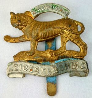 British, Royal Leicestershire, Cap Badge