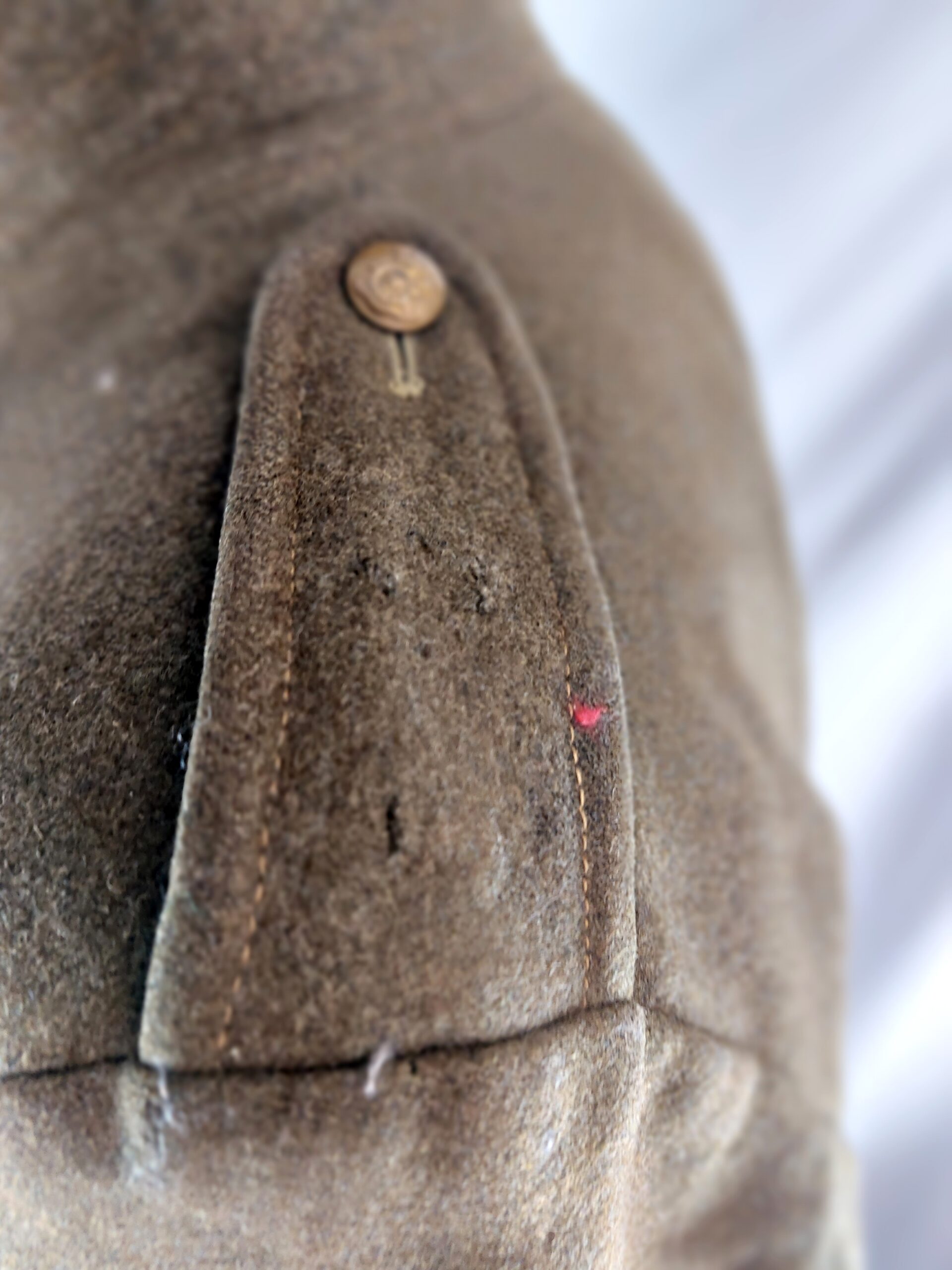 British, WW2, Royal Artillery Great Coat. Dismounted 1940 Pattern, Size No. 5, Dated 1942 - Image 9