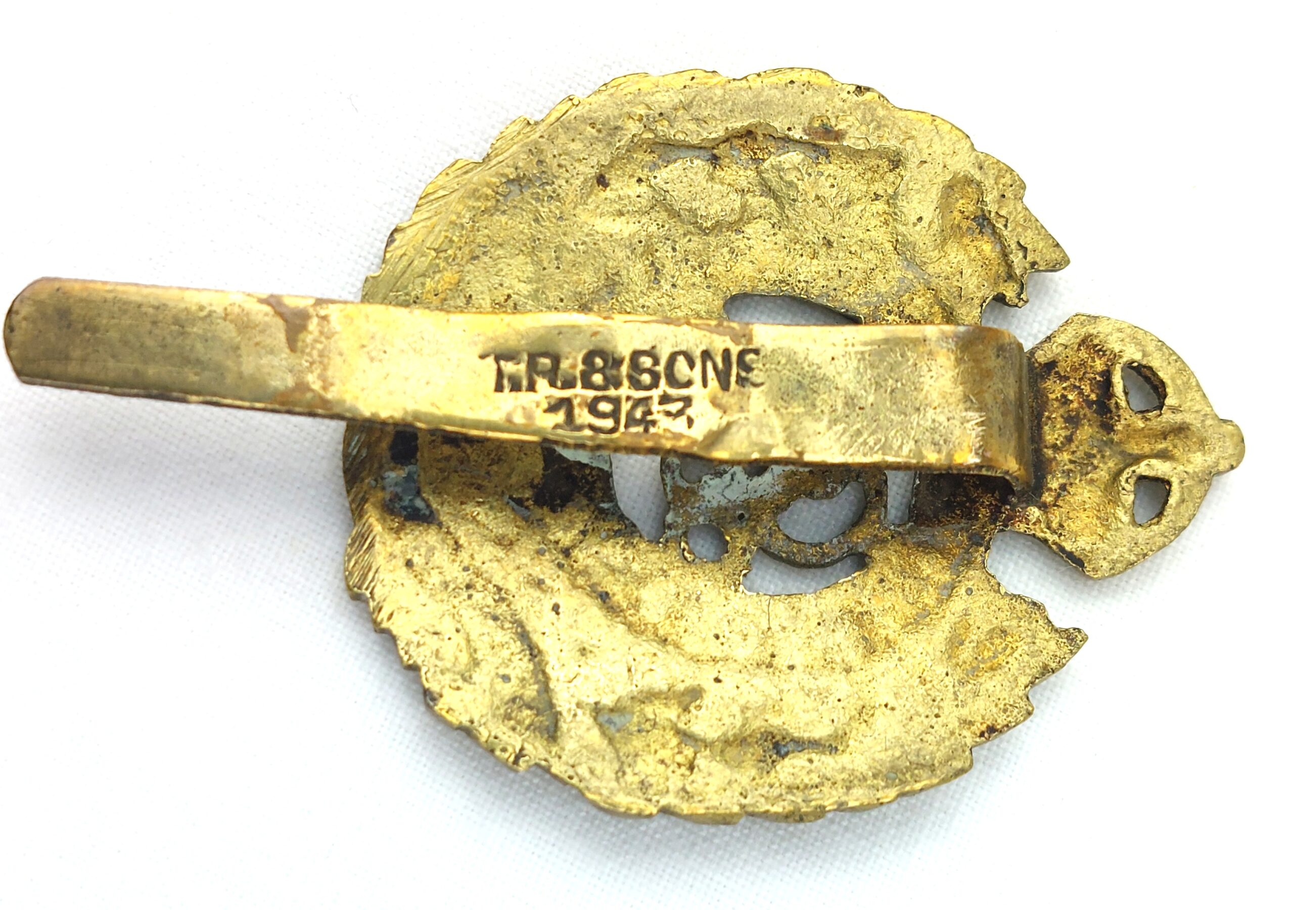 British, WW2, Royal Engineers Corps, Cap Badge, Dated 1943, By T.R. & Sons - Image 2