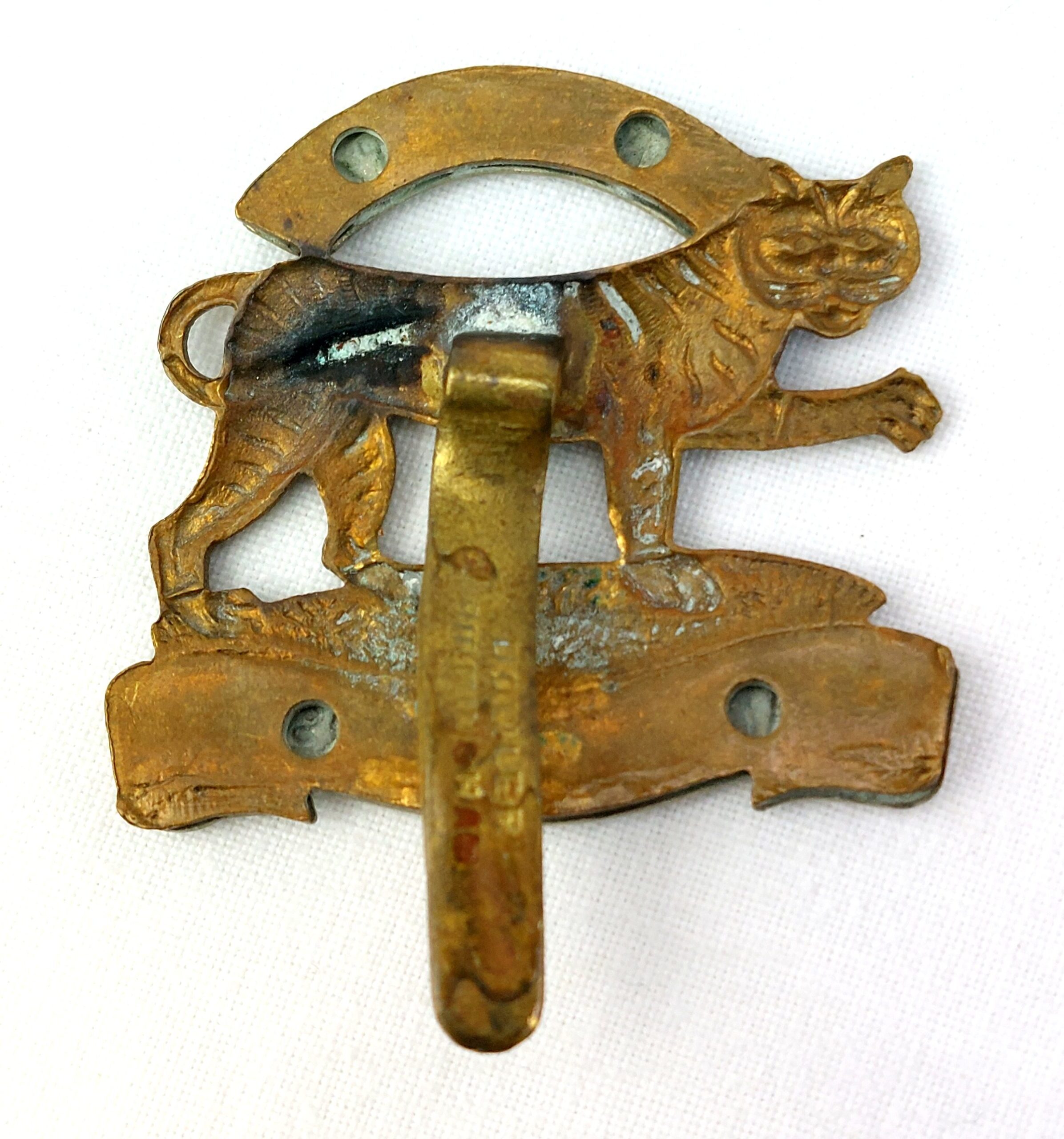 British, WW2, Royal Leicestershire Regiment, Cap Badge, By Dowler Birmingham - Image 2