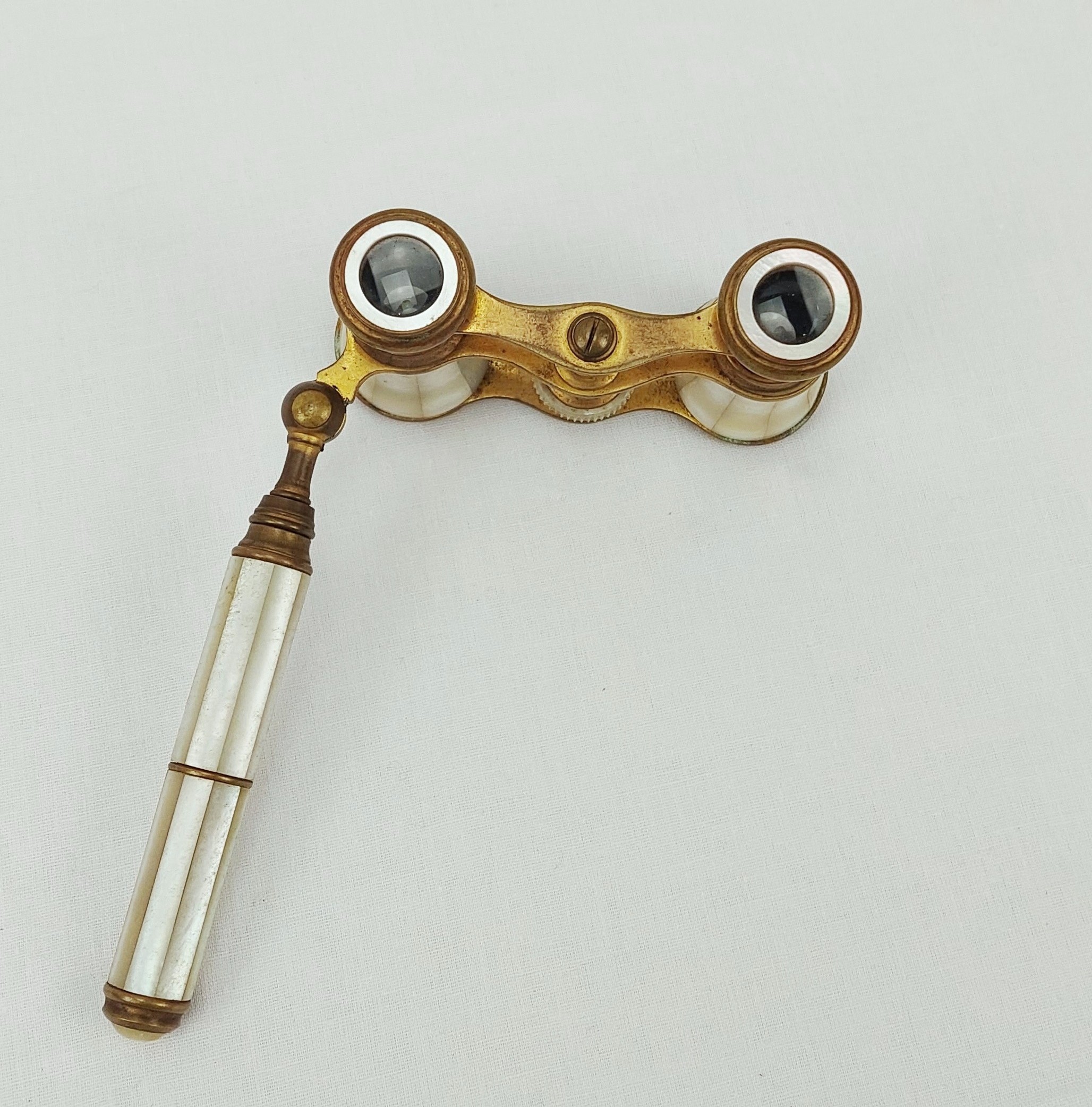 Edwardian Gilt Metal Mother Of Pearl Lorgnette Opera Glasses - Image 6