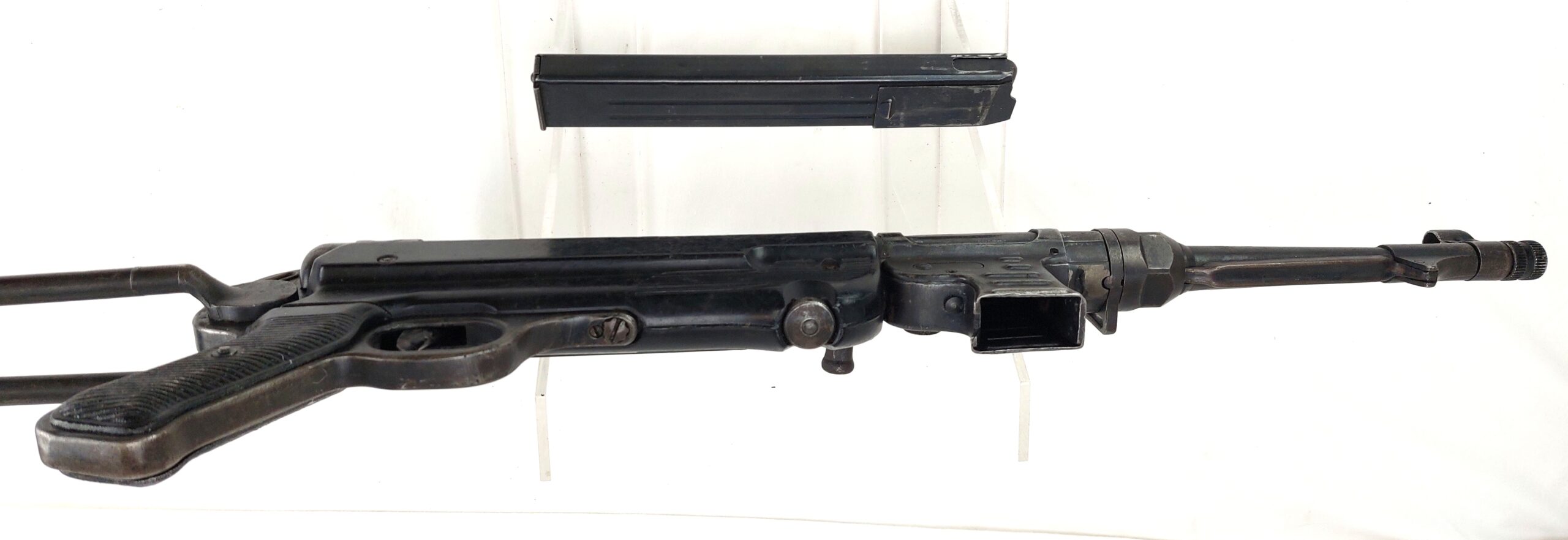 German, WW2, 1943, MP40 Sub Machine Gun with Folding Stock, by Steyr Daimler Puch; 9mm cal, 10"; Deactivated - Image 12