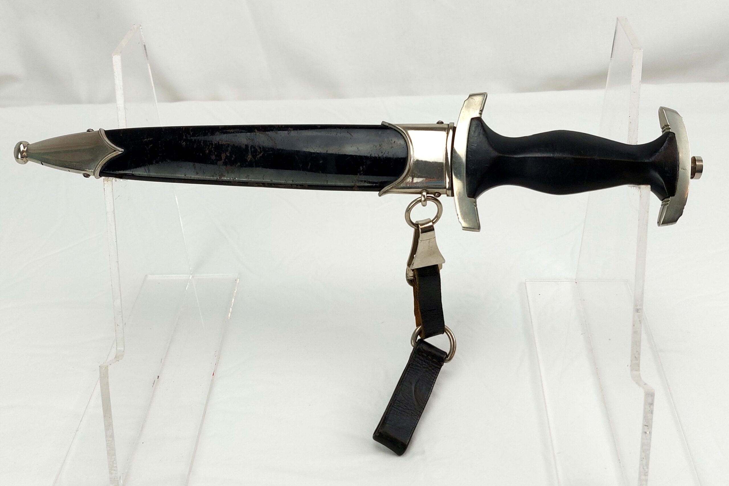 German, WW2, SS Honour Dagger and Scabbard, with Original Belt Hanger by Overhoff & Cie Lundenscheid - Image 2