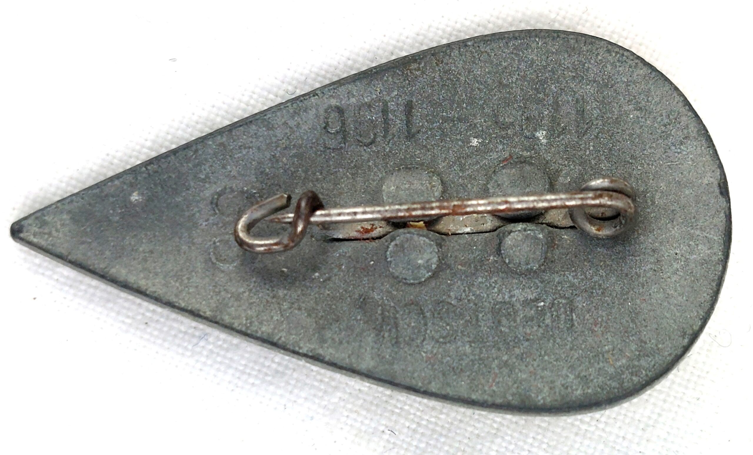 German, WW2, WHW Donation Badge/Tinnie - Image 2