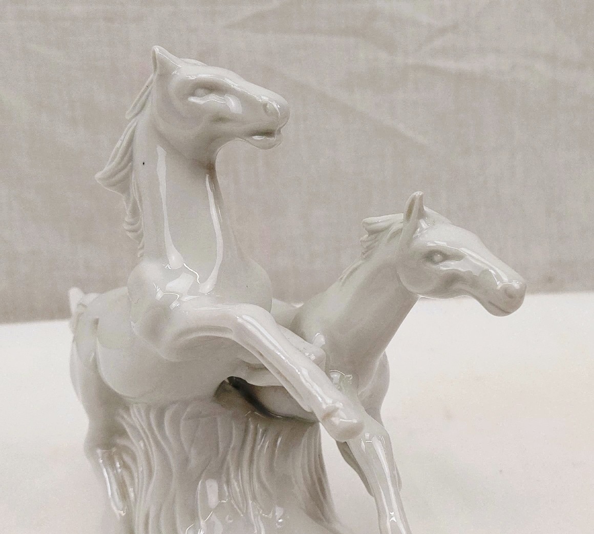 Small Ceramic Pair Of Horses - Image 3