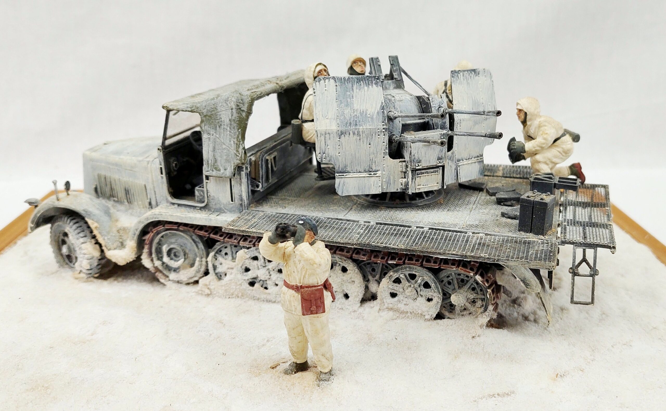 WW2 German Half Track SD.KFZ.7-1 35050 1/35th Scale Model - Image 8
