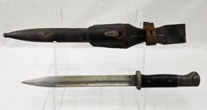 WW2 German Matching Numbers K98 Bayonet. Scabbard And Frog