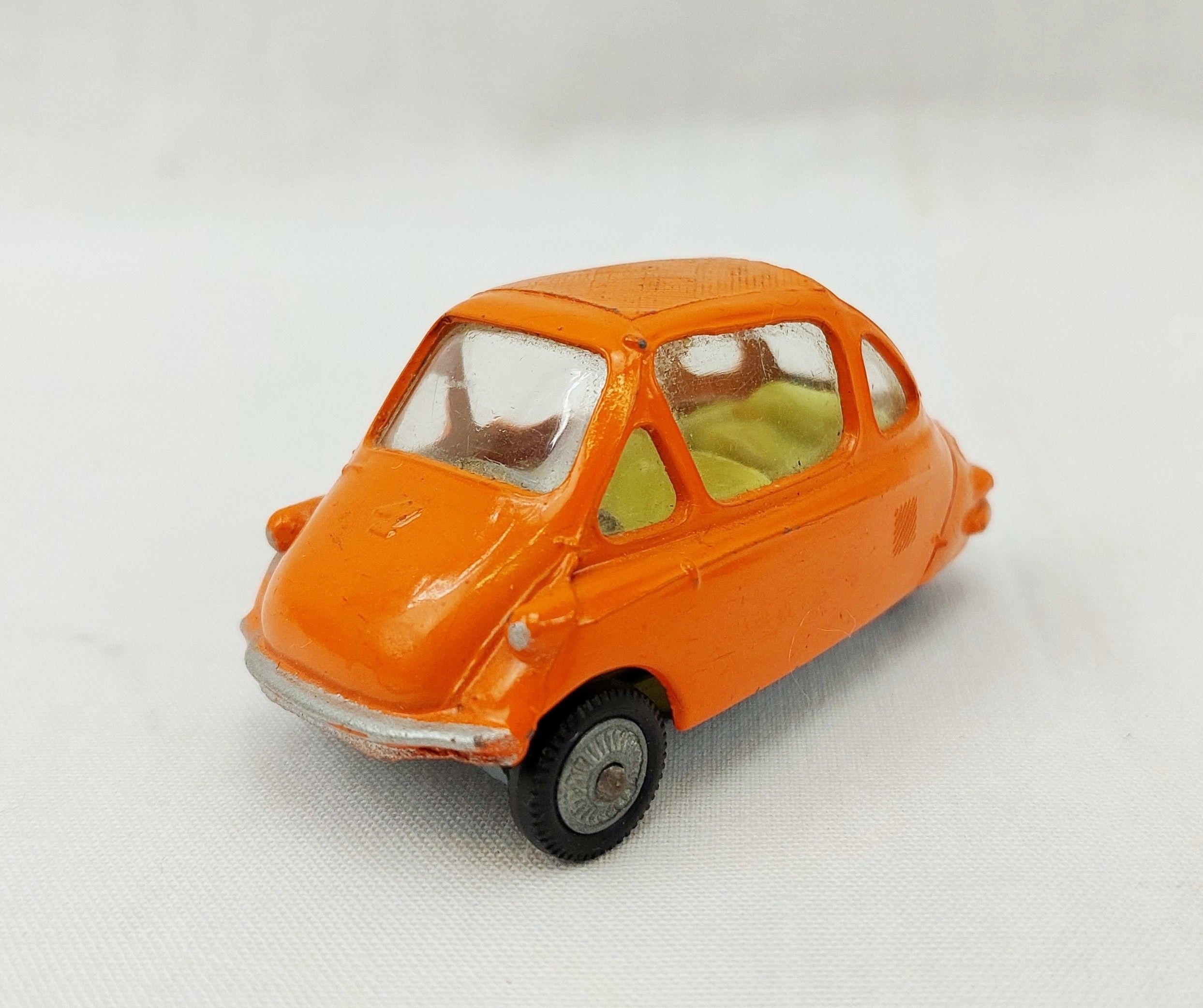 Corgi Toys No. 233 – Heinkel Economy Car - Image 3