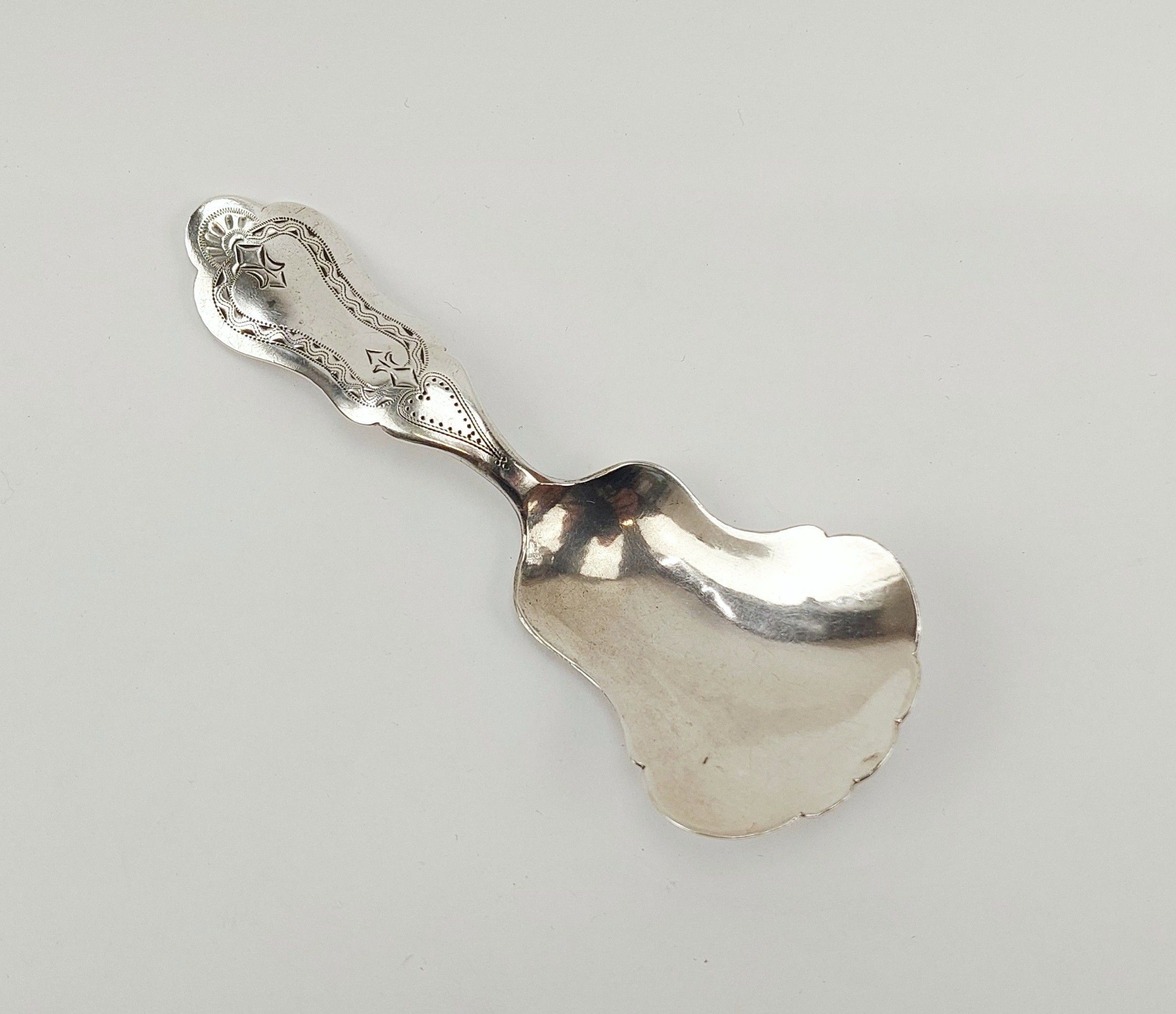 London 1840 Sterling Silver Tea Caddy Spoon