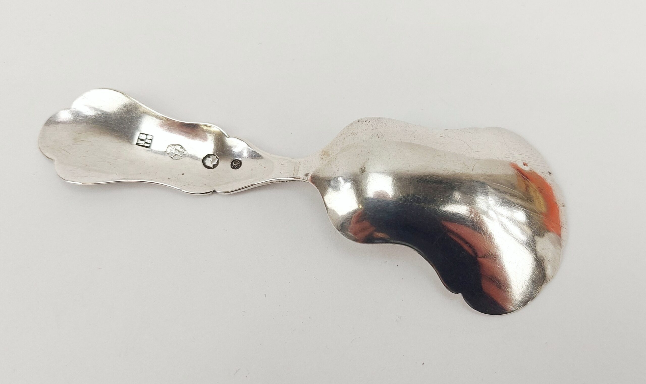 London 1840 Sterling Silver Tea Caddy Spoon - Image 3
