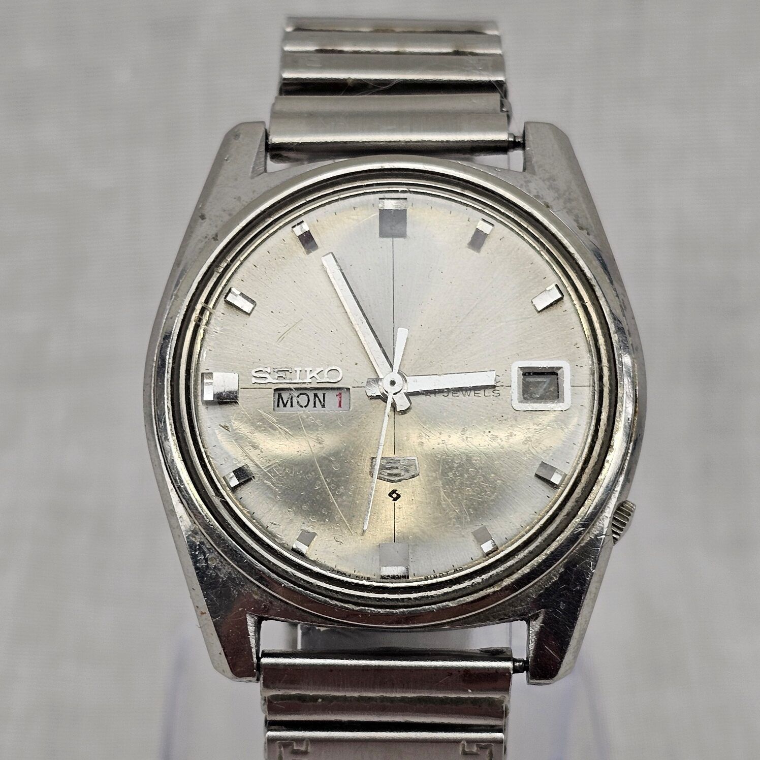 Seiko 5 Model 6199/8090 21 Jewels Automatic Gents Watch - Image 8