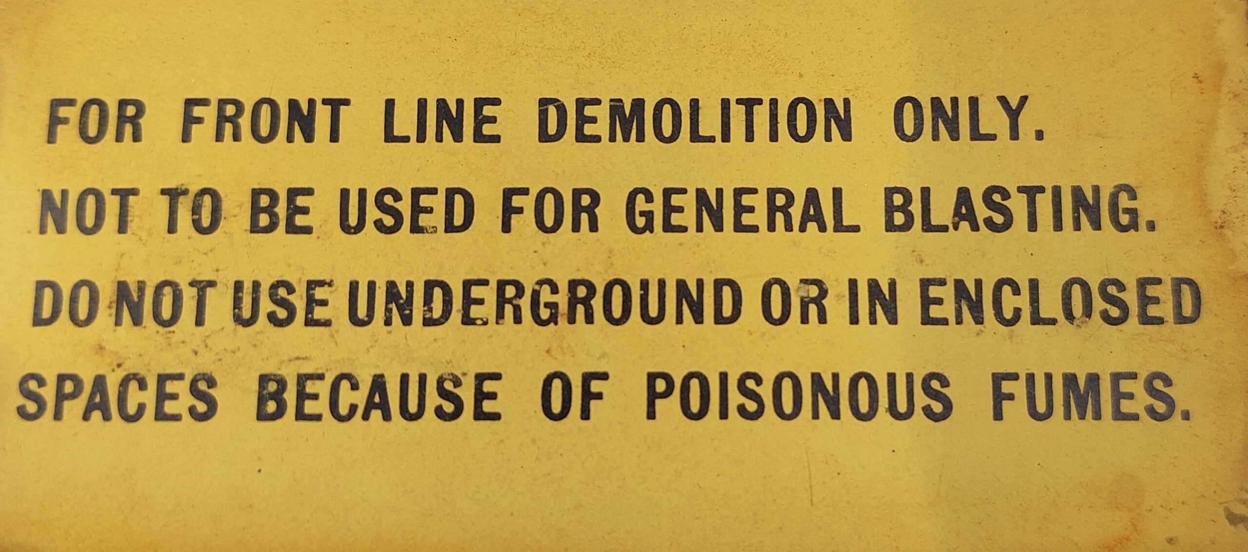 US, WW2, Empty TNT Package, "High Explosive TNT 1/2 Pound Net, Corps of Engineers, U.S.A., Dangerous" - Image 7