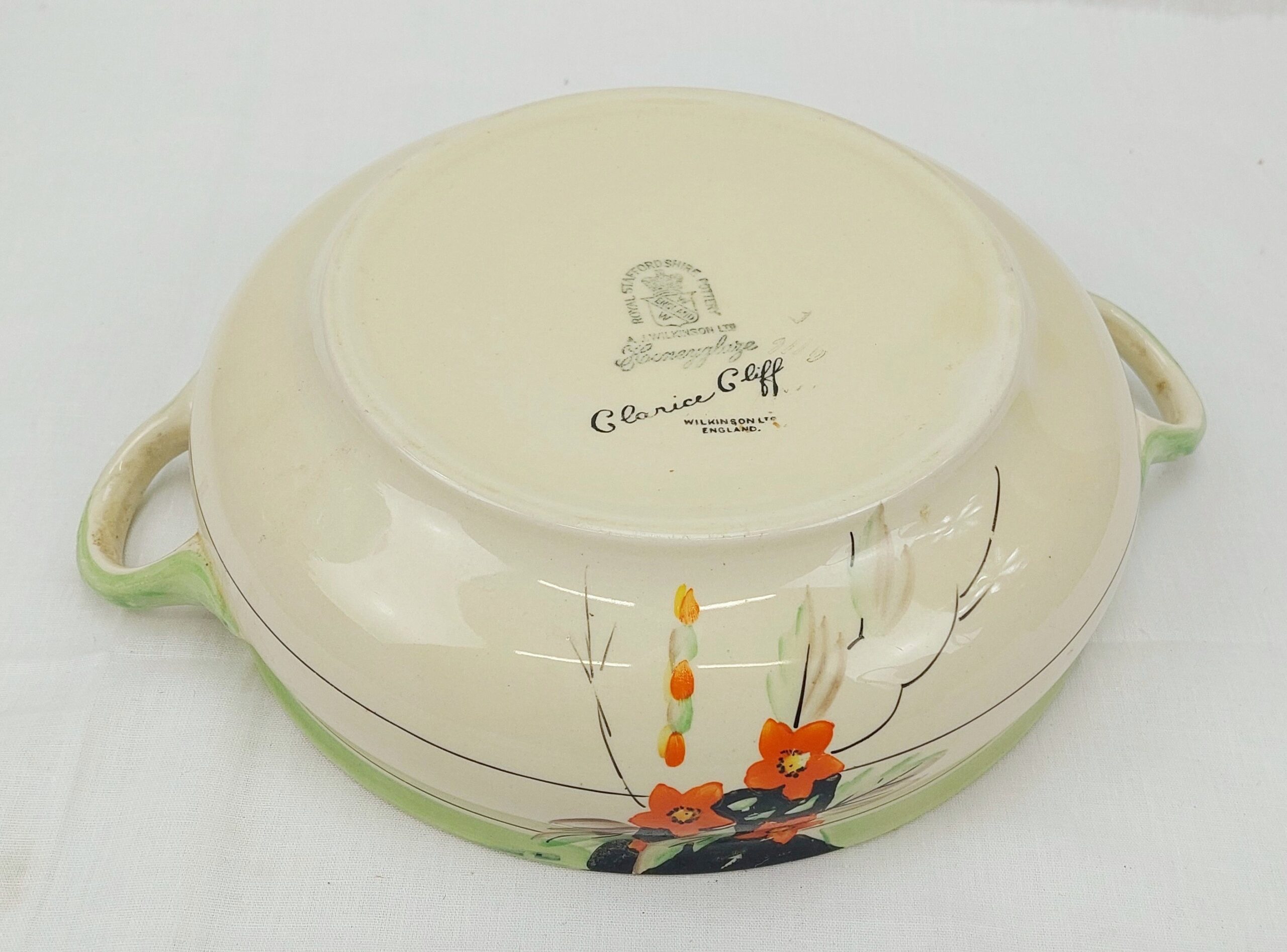 1930s Honeyglaze Clarice Cliff Tureen Base - Image 3