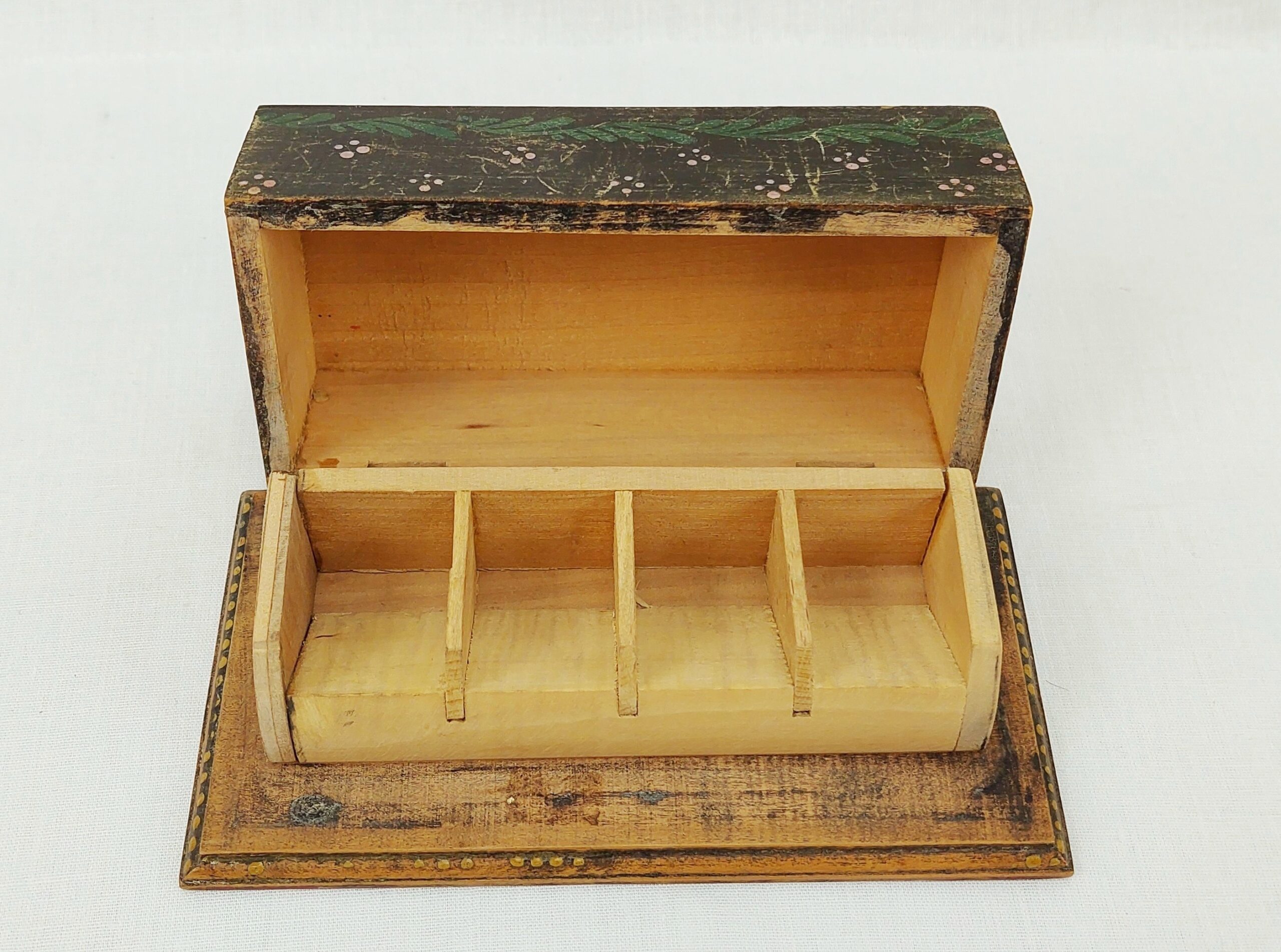 Edwardian Hand Painted Stamp Box - Image 4