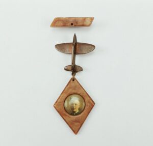 WW2 Spitfire Pilot Sweetheart Badge with Photo Pendant