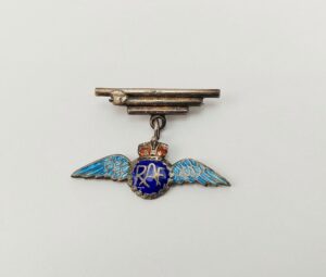WW2 Silver RAF Sweetheart Badge