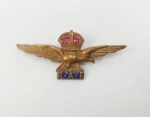 WW1 Enamelled RAF Sweetheart Badge