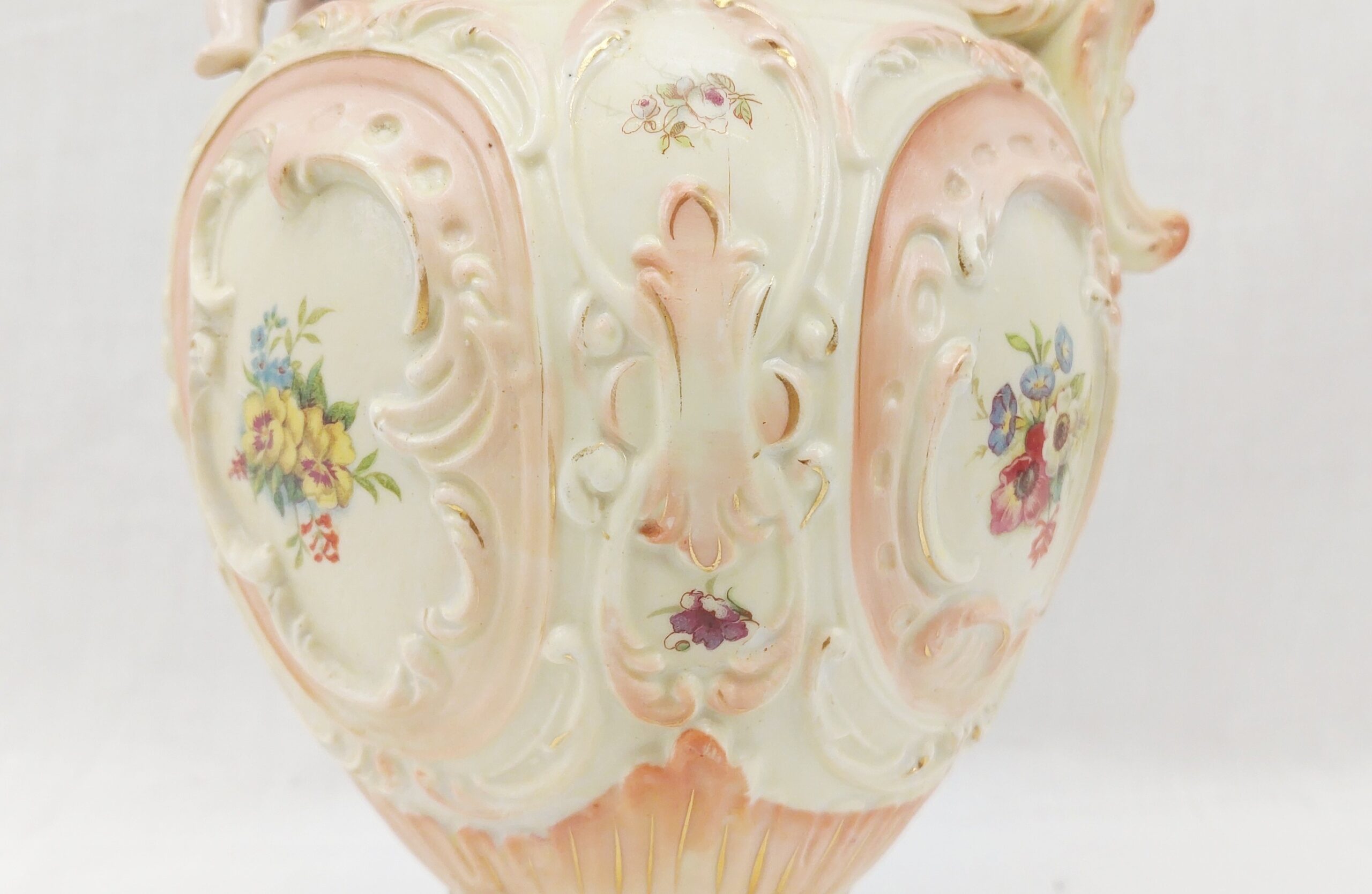 Superb Victorian Jug With Applied Angels And Flowers - Image 4