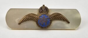WW2 RAF Sweetheart Badge