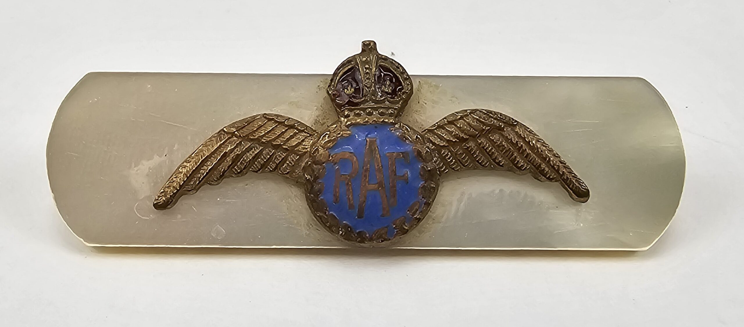 WW2 RAF Sweetheart Badge