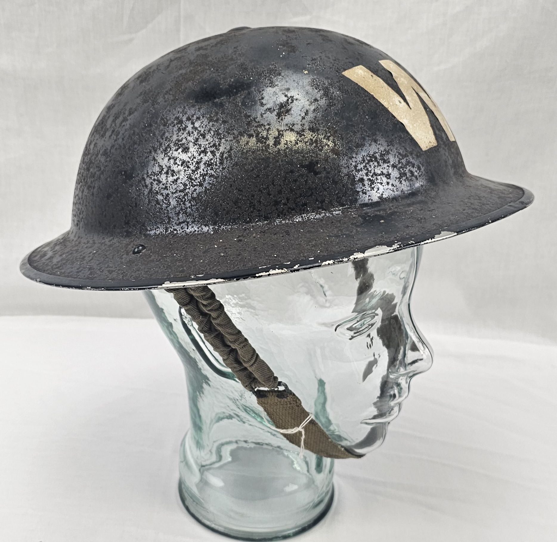 1939 Dated ARP Warden Helmet - Image 3