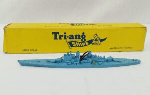 Boxed Triang M741 British Battleship HMS Vanguard