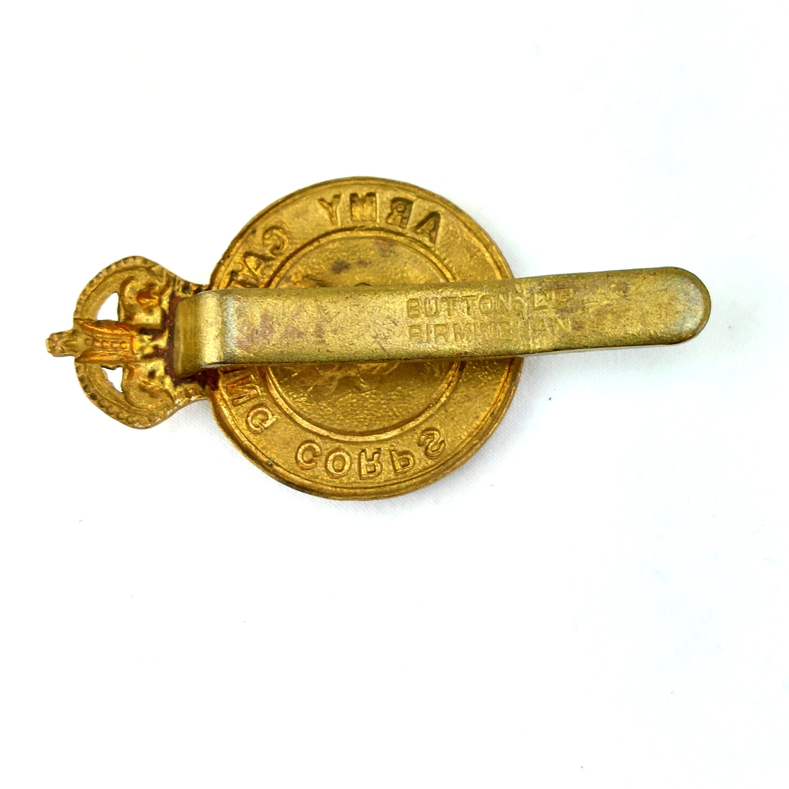 British, Original Army Catering Corps Bi-Metal Cap Badge, Maker Marked Buttons Ltd Birmingham, Kings Crown - Image 2