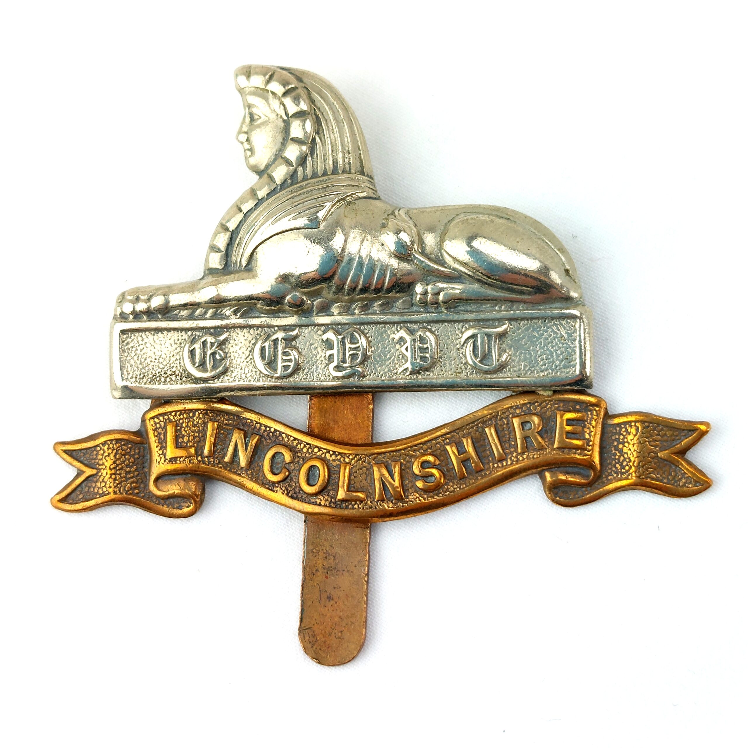 British, Original Royal Lincolnshire Regimental Cap Badge
