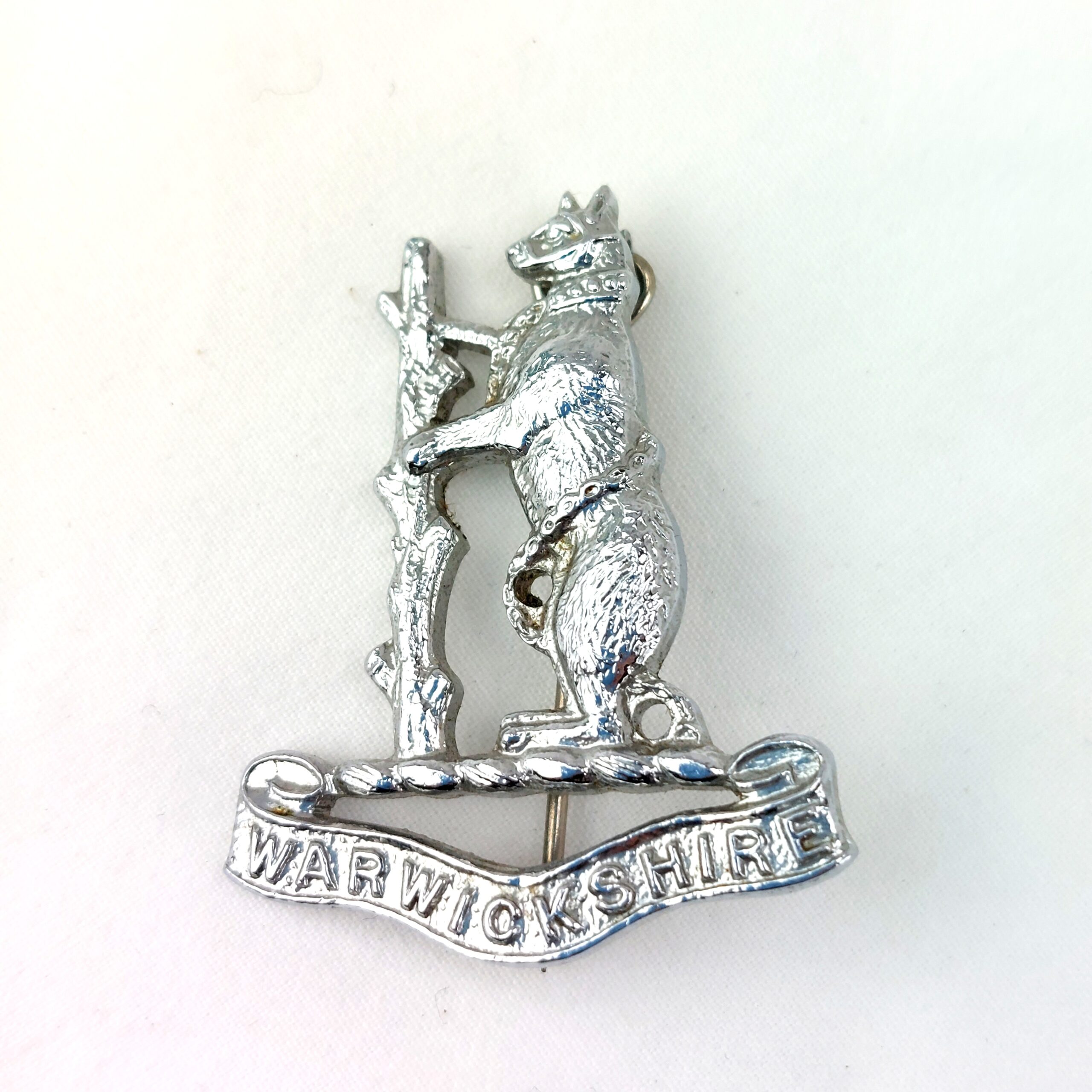British, Original Warwickshire Yeomanry White Metal Cap Badge, Brooch backed, Both feet on the Floor