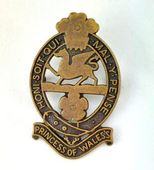 British, Princess of Wales's Regimental Cap Badge, 2 lugs, Made by Firmin