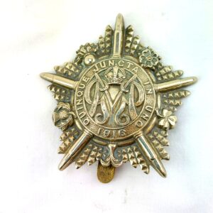 British, WW1, Original Guards Machine Gun Battalion (1916 Star-Type) White Metal Cap Badge, King's Crown, Brass Slide