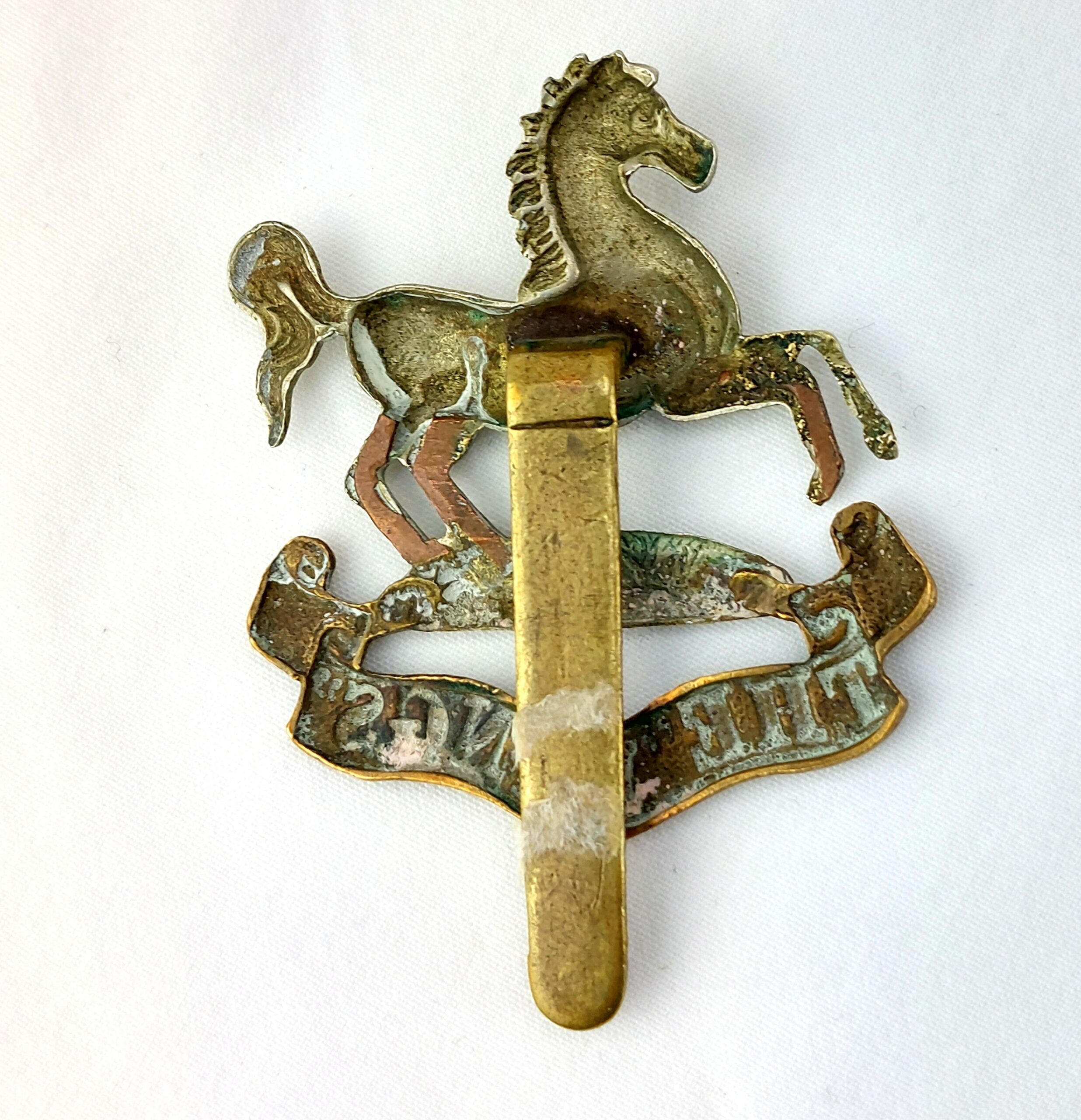 British, WW1, Original "The Kings" Liverpool Regimental Cap Badge - Image 2