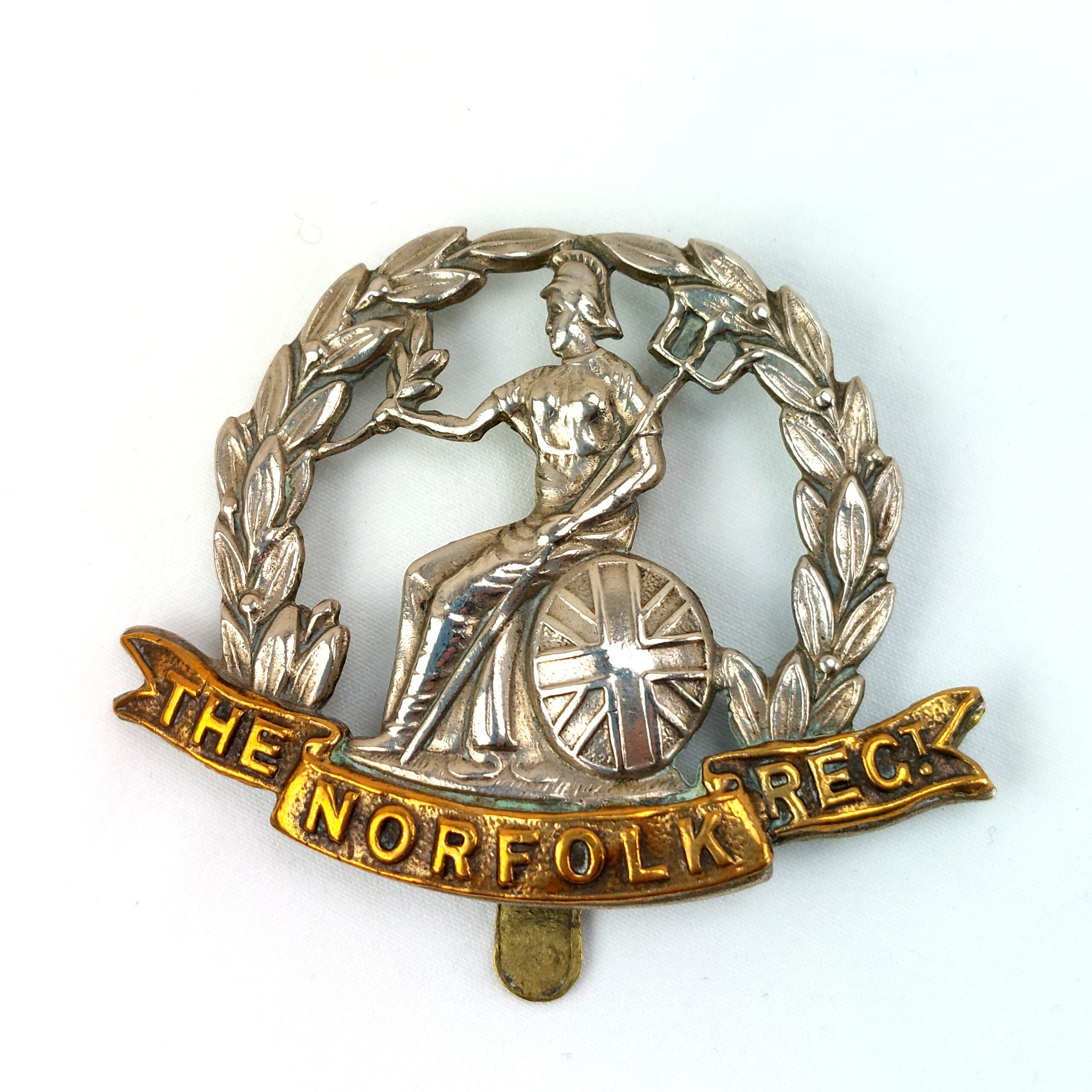 British, WW1, Original The Norfolk Regt Cap Badge