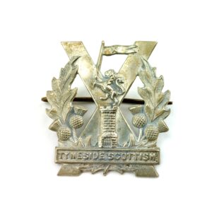 British, WW2,  Original Tyneside Scottish (Northumberland Fusiliers) White Metal Glengarry Cap Badge, 2 Lugs