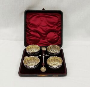 Cased Set of Four Silver Table Salts & Spoons c1899