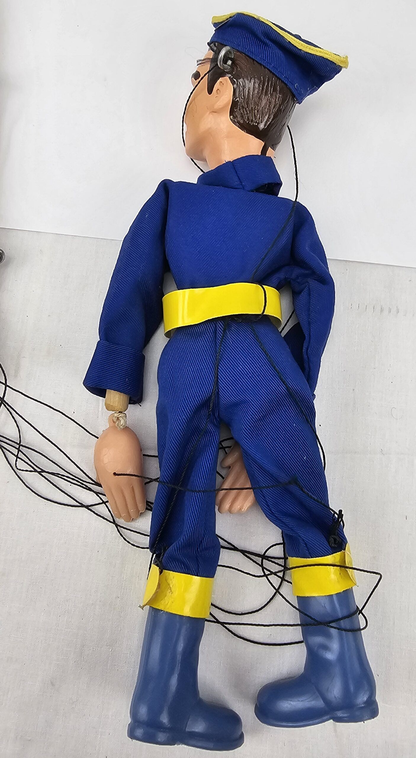 Pelham Puppets Thunderbirds Virgil Tracey Puppet - Image 2