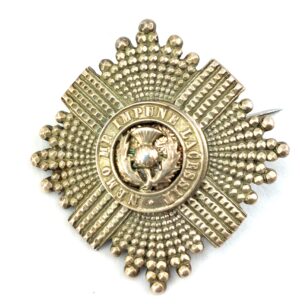 Scottish, 1902-1908, Original The Royal Scots Guards 9th Volunteer Battalion (VB) White Metal-Silver Plate Cap Badge, Brooch