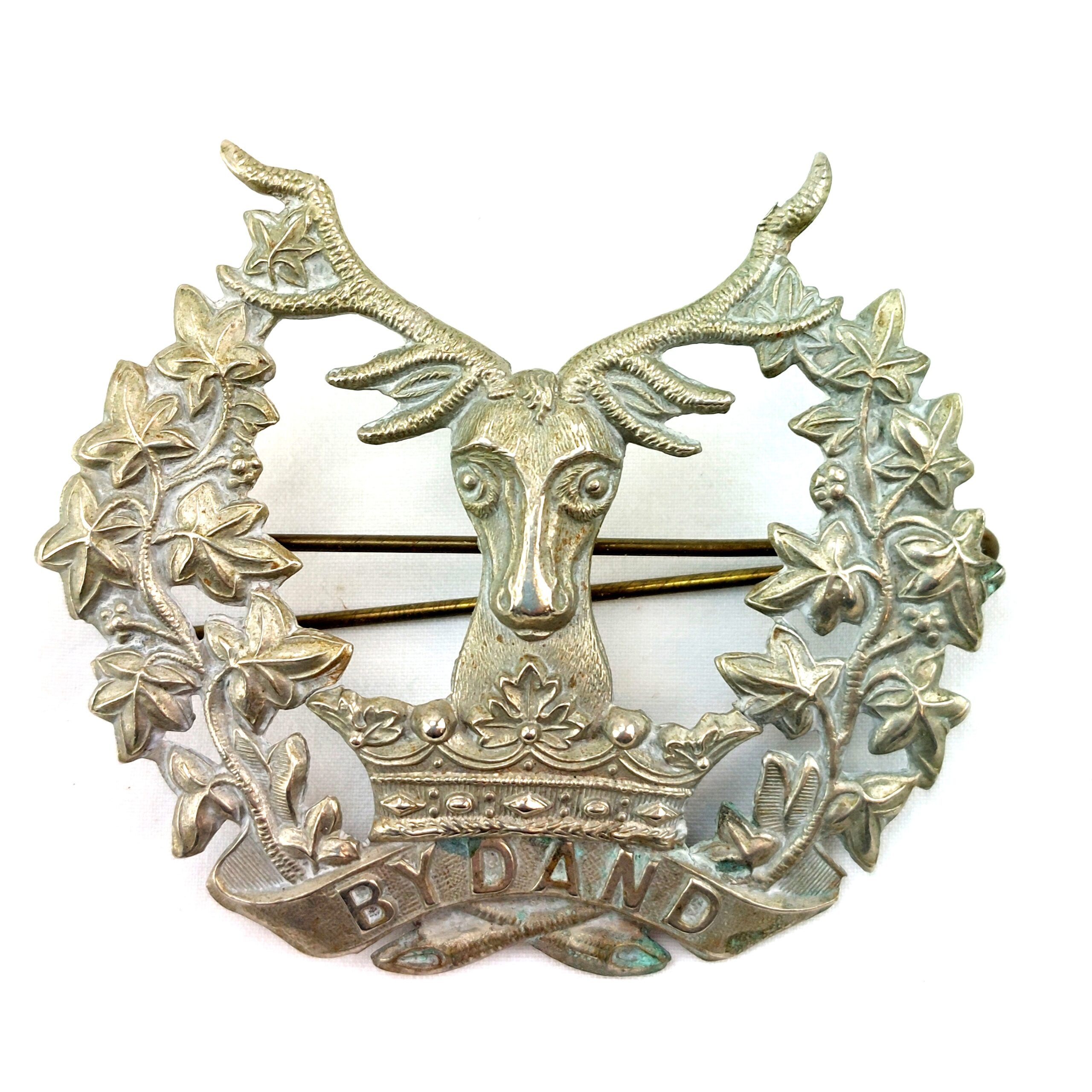 Scottish, Original Gordon Highlander By-Dand Regimental White Metal Cap Badge, 2 Lugs