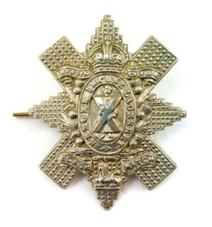 Scottish, WW1, Original The Royal Highlanders Black Watch White Metal Cap Badge, Kings Crown, 2 Lugs