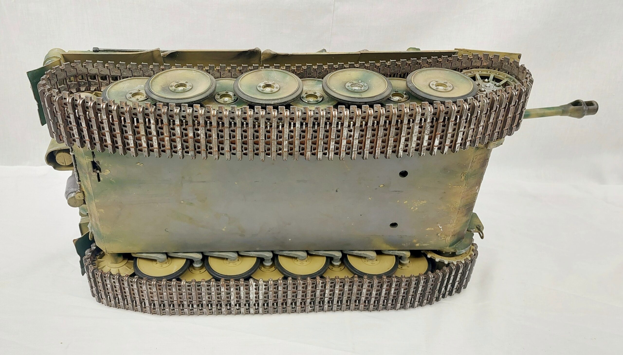 Static 1/16th Scale Model Of Tiger Tank - Image 10