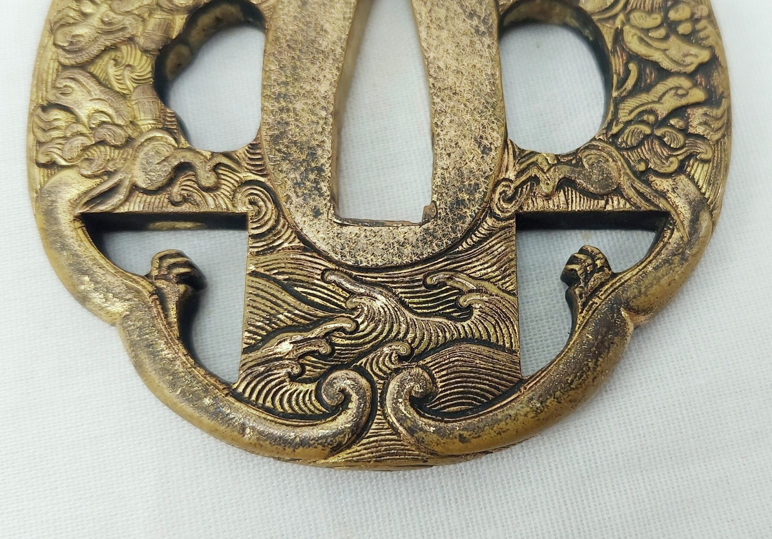 Superb Edo Period Japanese Katana Gilt Steel Tsubu With Sea Dragons - Image 5