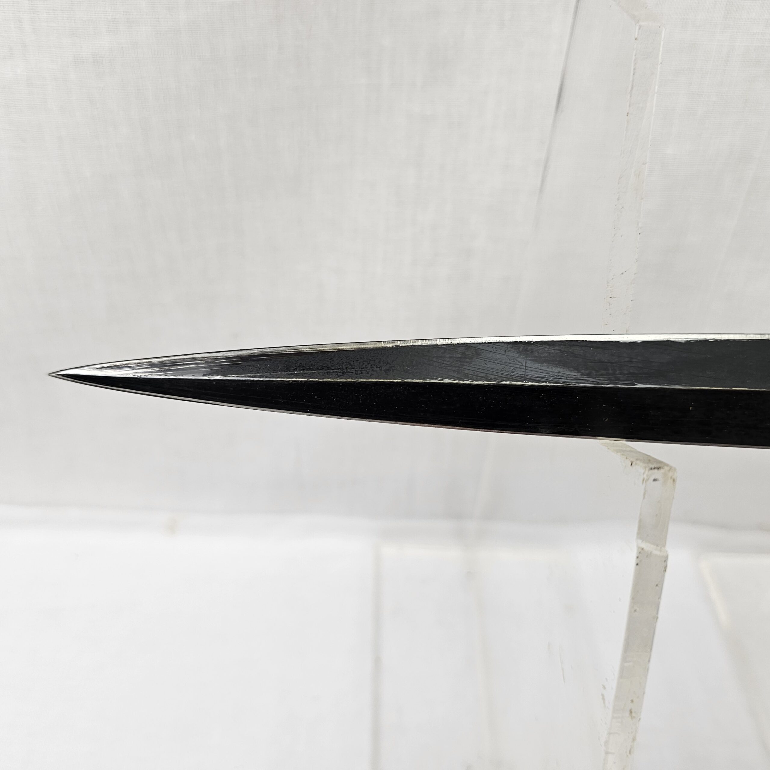 Third Pattern Fairburn Sykes Commando Dagger & Scabbard - Image 6