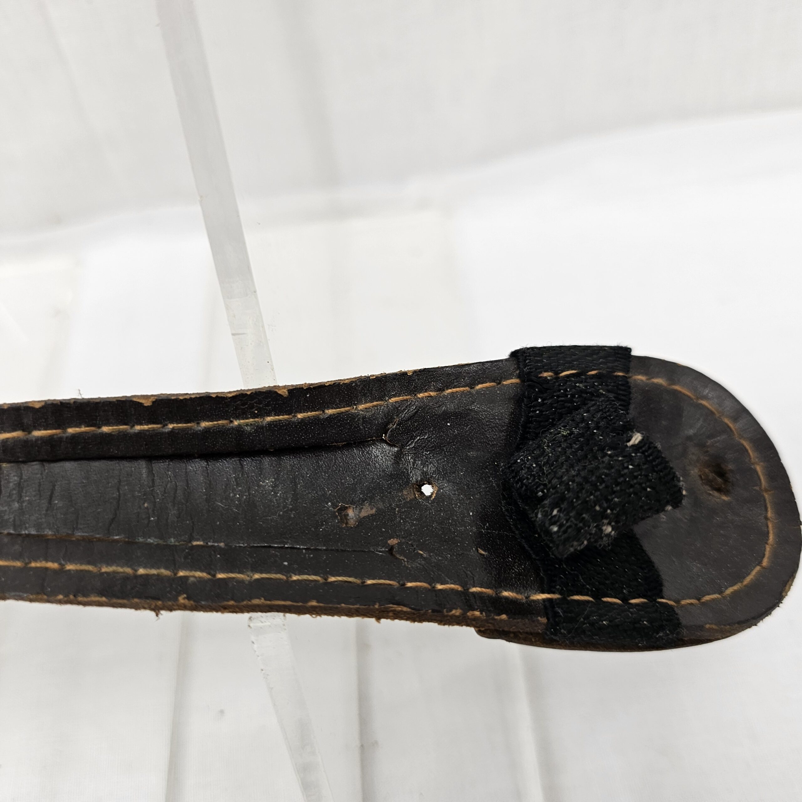 Third Pattern Fairburn Sykes Commando Dagger & Scabbard - Image 7